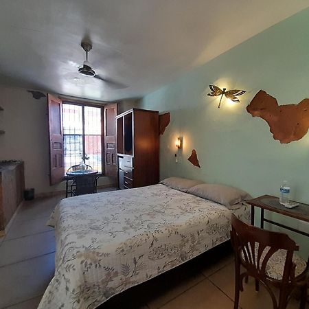 Aguacate Suites 마사틀란 외부 사진