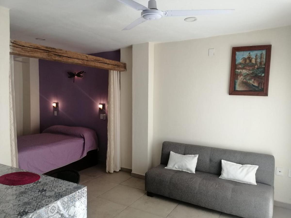 Aguacate Suites 마사틀란 외부 사진